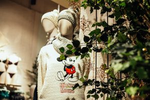 Interior de tienda Women’secret, fotografía de interiorismo retail